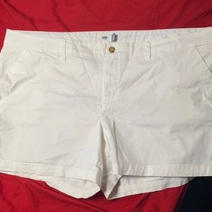 Old Navy White Shorts SZ 22